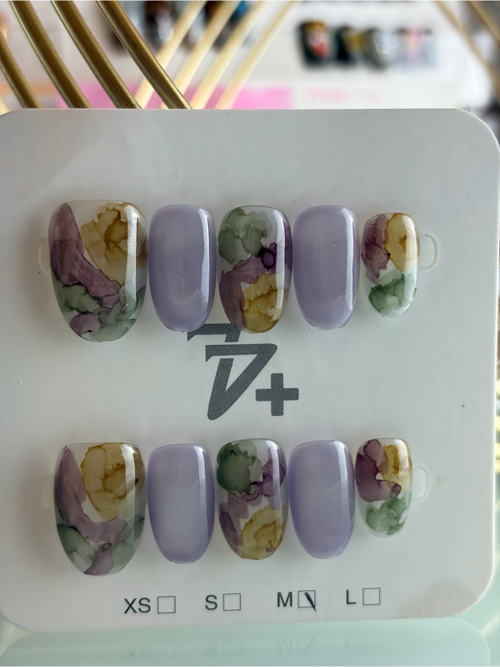Lavender Floral Press-On Nail Set Medium